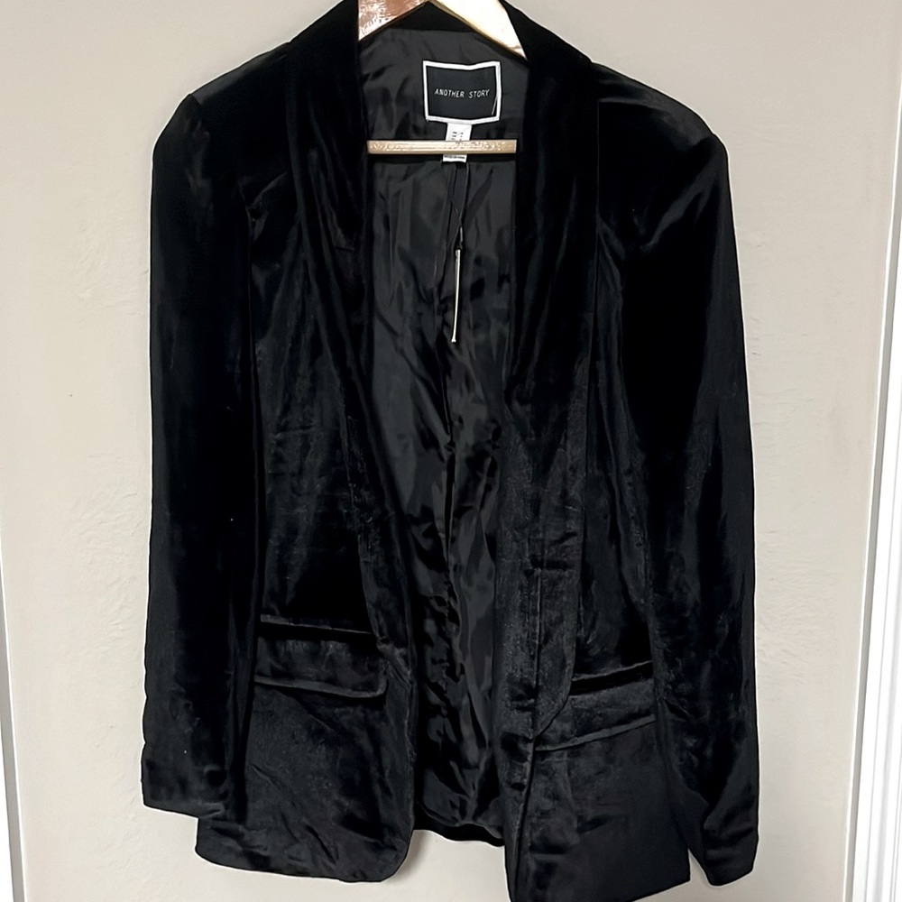 Another Story Velvet Blazer, NWT